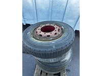 Michelin - band 9.00 r20 xza met velg 10-gaats (4x) - afbeelding 3 van  4