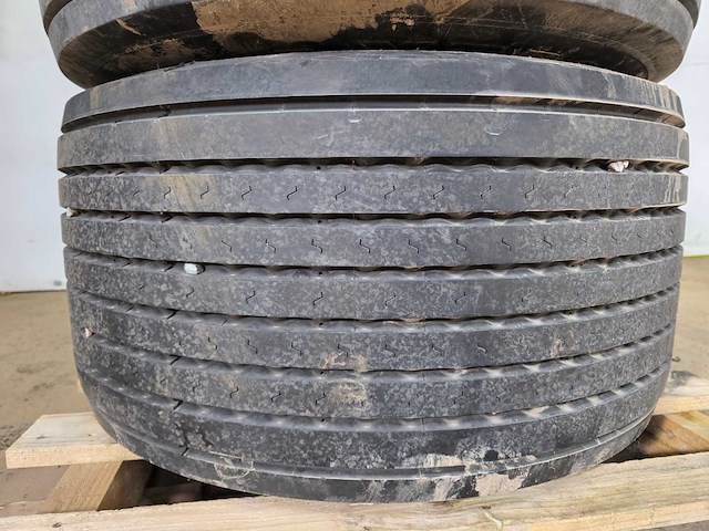 Michelin - banden 445/45 r19.5 - afbeelding 5 van  9