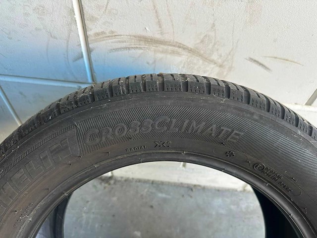 Michelin - crossclimate - car tyre - afbeelding 4 van  6