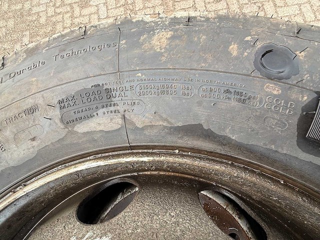 Michelin - in city - band 275/70 r22.5 (4x) - afbeelding 11 van  15