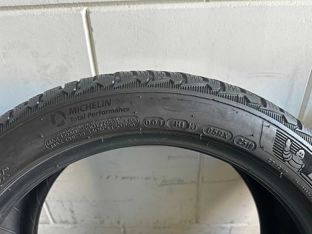 Michelin - pilot alpen 5 - winterbanden - car tyre - afbeelding 5 van  7