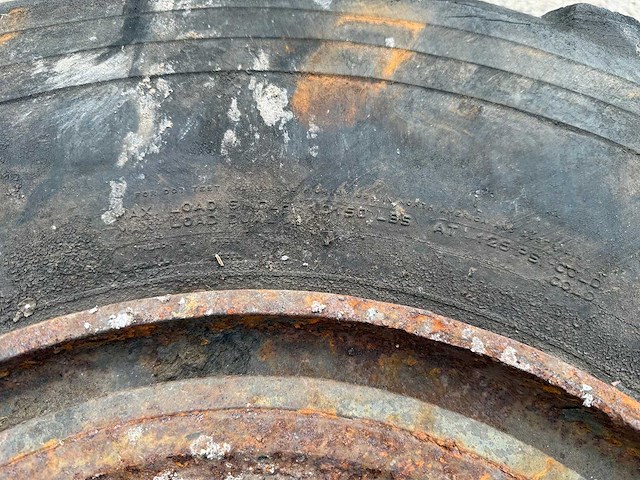Michelin - pilote xl - band 13.00-20 - afbeelding 5 van  9