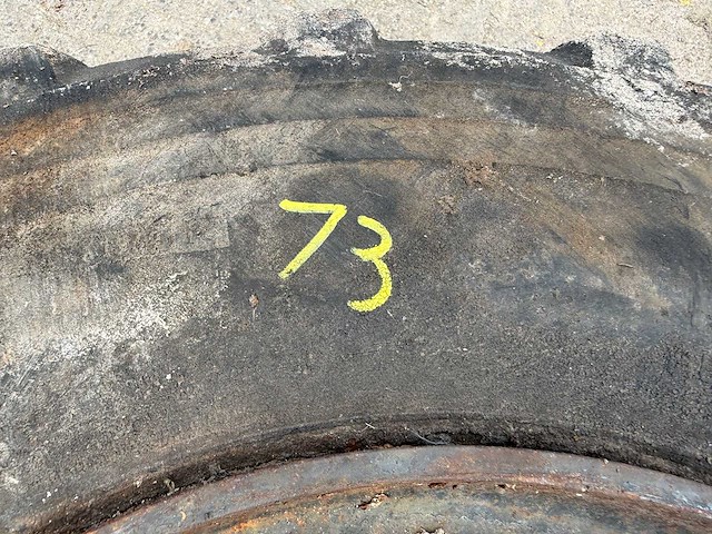 Michelin - pilote xl - band 13.00-20 - afbeelding 9 van  9