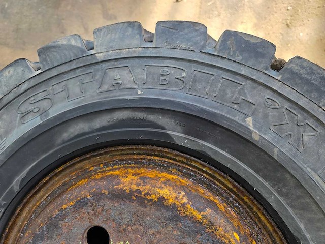 Michelin - starbil x - banden 8.25 r15 - afbeelding 8 van  9