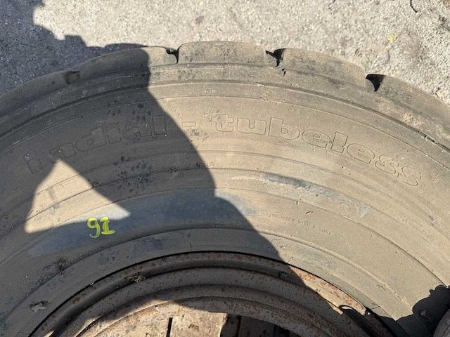 Michelin - starbilx - band 16.00 r25 - afbeelding 9 van  12