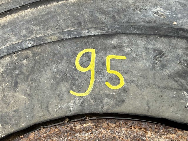 Michelin - volrubber band 315-80r22.5 (2x) - afbeelding 7 van  7