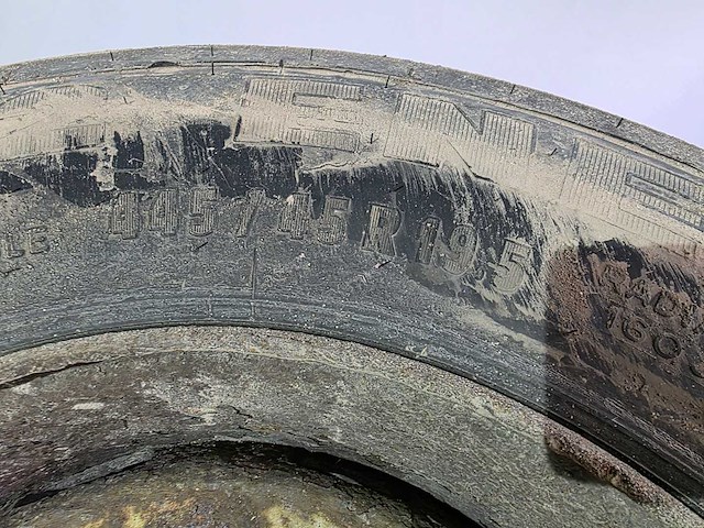 Michelin - vrachtwagenband 445/45 r19.5 - afbeelding 5 van  13