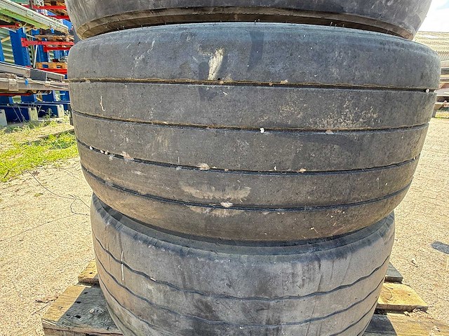 Michelin - x - band 385/55r22.5 (5x) - afbeelding 6 van  17