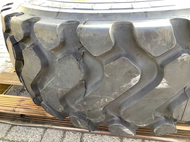 Michelin - xha2 - band met velg - afbeelding 3 van  3