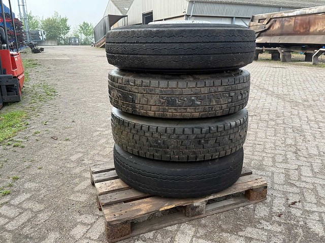 Michelin - xza - band 11r22.5 (4x) - afbeelding 1 van  14