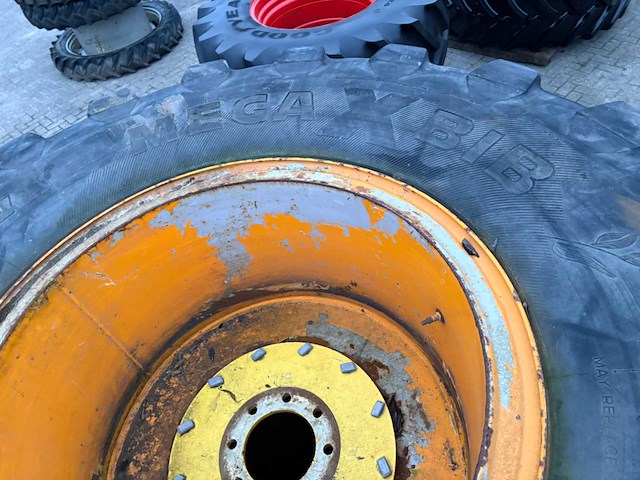 Michelin 1050/50 r32 (2x) wielen - afbeelding 3 van  6