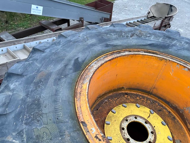 Michelin 1050/50 r32 (2x) wielen - afbeelding 6 van  6