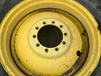 Michelin 20.8 r38 tractorwiel met gele stalen 38" 10-gats velg - afbeelding 6 van  6