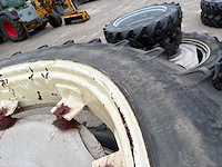 Michelin 300/95 r46 dubbel lucht wielen (2x) - afbeelding 6 van  6