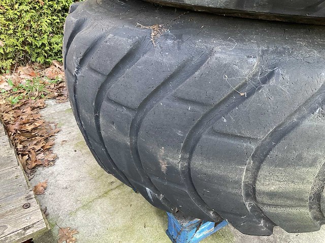 Michelin a band met velg (2x) - afbeelding 7 van  7