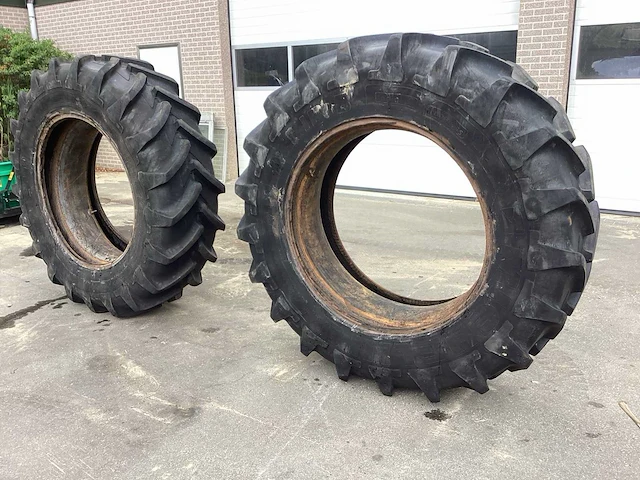 Michelin agribib band 18.4r38 (2x) - afbeelding 1 van  12