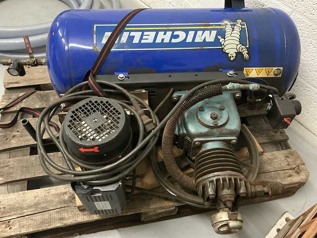 Michelin, airtask luchtcompressor (4x) - afbeelding 8 van  12