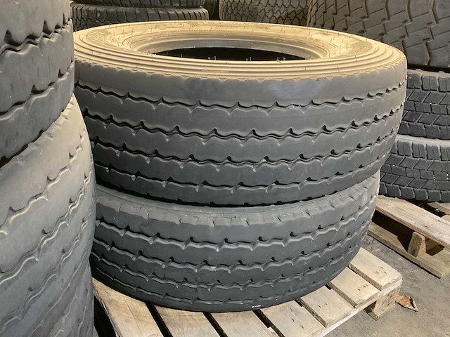 Michelin band (2x) - afbeelding 1 van  2