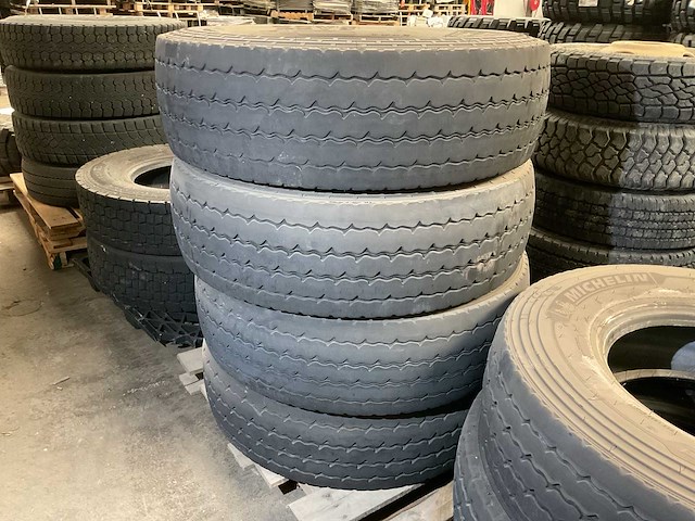 Michelin band (4x) - afbeelding 1 van  3