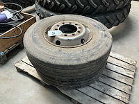 Michelin band met velg (2x)