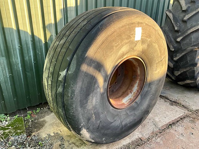 Michelin band met velg - afbeelding 2 van  4