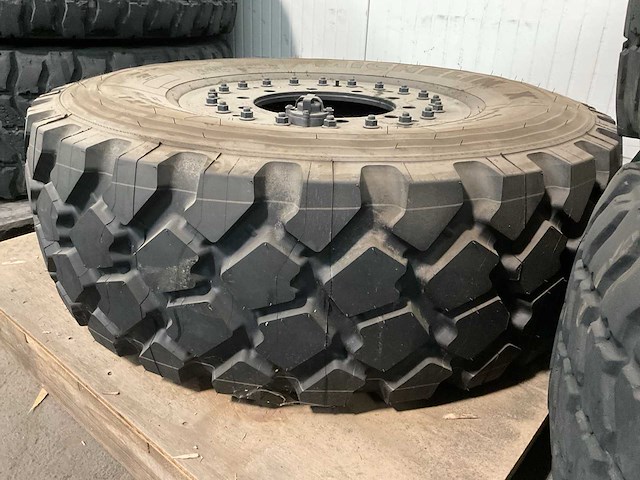 Michelin band - afbeelding 1 van  3