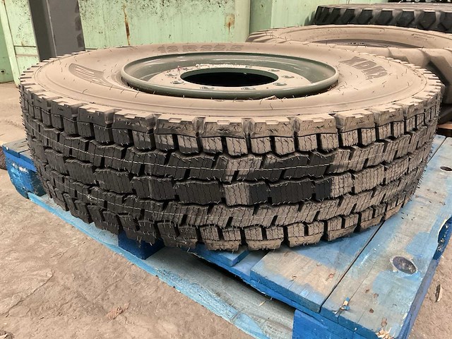 Michelin band - afbeelding 1 van  3