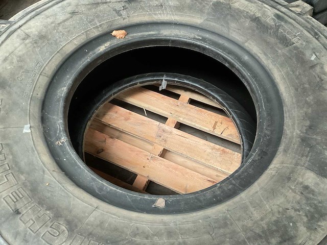 Michelin band - afbeelding 3 van  3