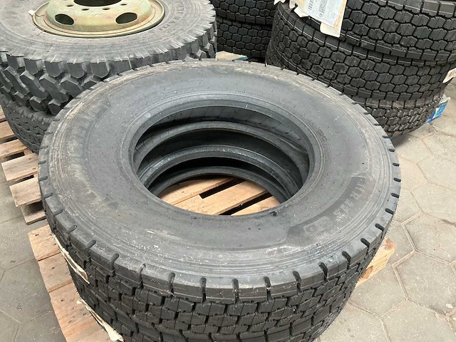 Michelin band - afbeelding 3 van  3