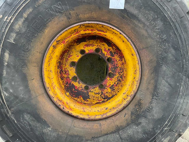 Michelin double x band met velg - afbeelding 5 van  5