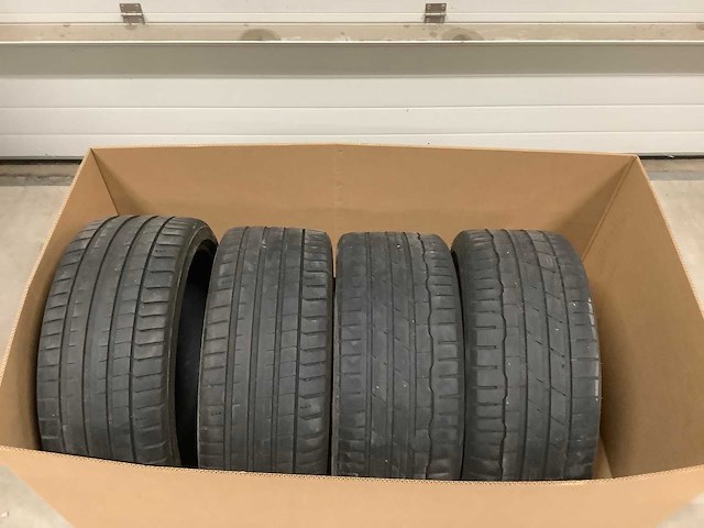 Michelin en hankook autobanden (4x) - afbeelding 1 van  9