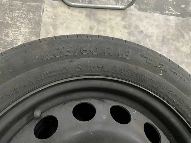Michelin energy saver green-x autoband met velg (4x) - afbeelding 4 van  5
