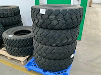 Michelin legerbanden (4x) - afbeelding 1 van  4