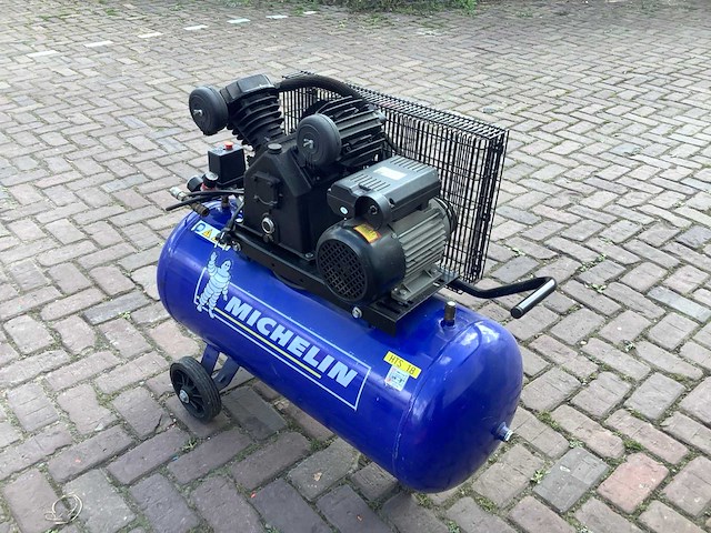 Michelin luchtcompressor - afbeelding 1 van  6