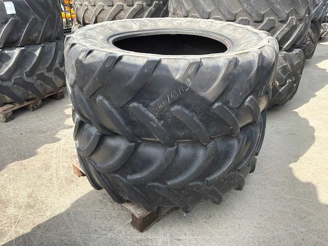 Michelin m108 band (2x) - afbeelding 1 van  6