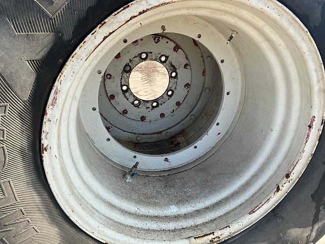 Michelin mega x bib 1050/50r32 band met velg - afbeelding 2 van  7