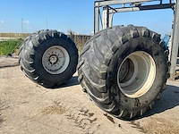 Michelin mega x bib 1050/50r32 band met velg