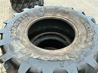 Michelin multibib 540/65 r24 banden (2x) - afbeelding 5 van  6
