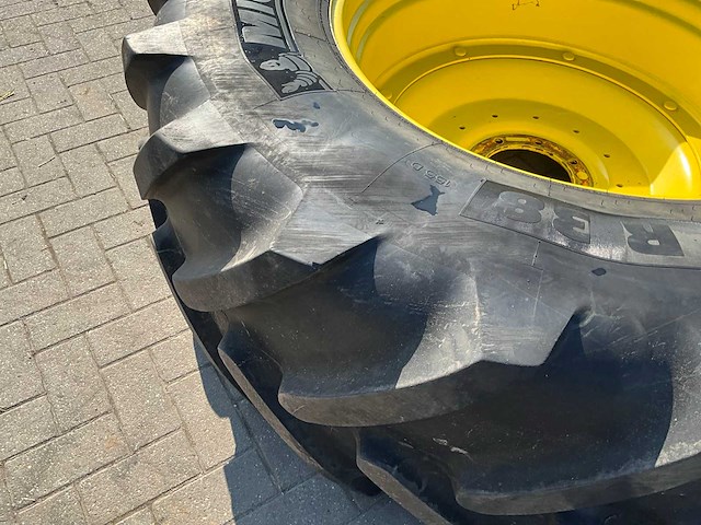Michelin omnibib band met velg (2x) - afbeelding 3 van  9