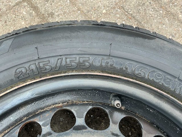 Michelin pilot hx autoband 215/55r16 op velg - afbeelding 4 van  6