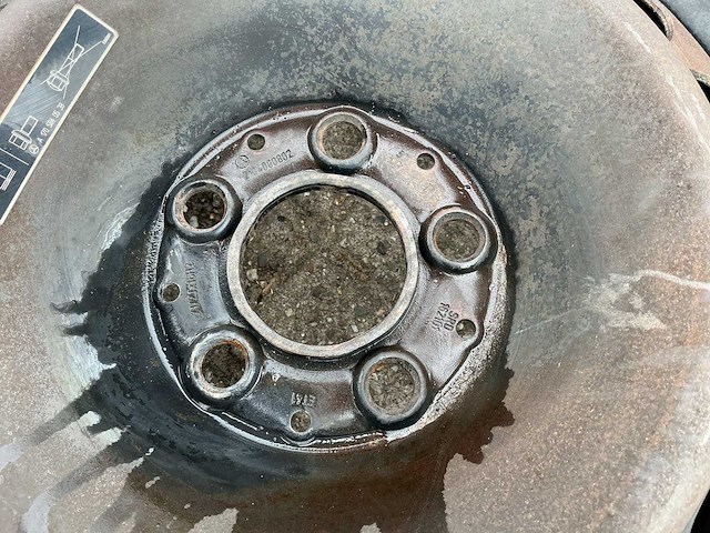 Michelin pilot hx autoband 215/55r16 op velg - afbeelding 6 van  6