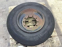 Michelin pilote xze1 295/80 r22.5 band met velg - afbeelding 2 van  4