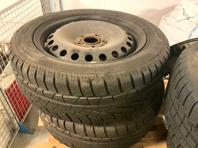 Michelin, pirelli partij autobanden - afbeelding 3 van  16