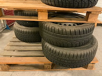 Michelin, pirelli partij autobanden - afbeelding 15 van  16