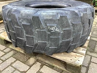 Michelin radial regroovable 18 r 22.5 band - afbeelding 2 van  3