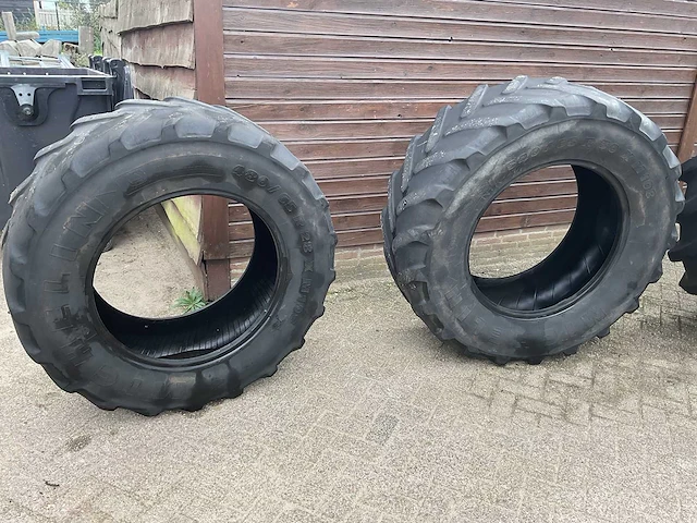 Michelin tractorband (4x) - afbeelding 6 van  13