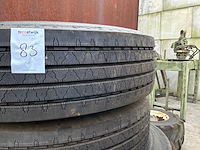 Michelin vrachtwagenband (4x) - afbeelding 3 van  4