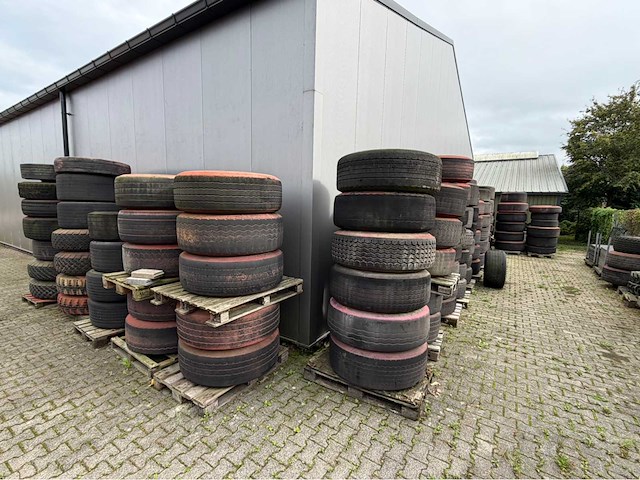 Michelin vredestein - partij band, wiel en velg - afbeelding 1 van  7