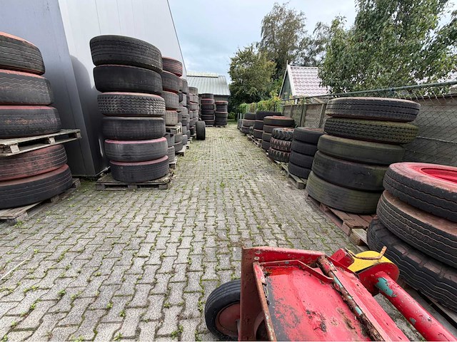Michelin vredestein - partij band, wiel en velg - afbeelding 3 van  7