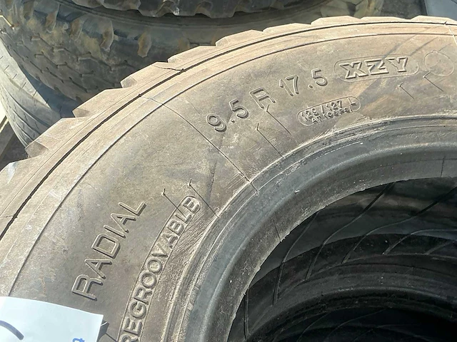 Michelin x 17.5 inch bandenset - afbeelding 5 van  6